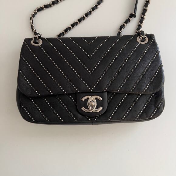 Chanel Calfskin Studded Chevron Medium Stud Wars Flap Black - Picture 3 of 13